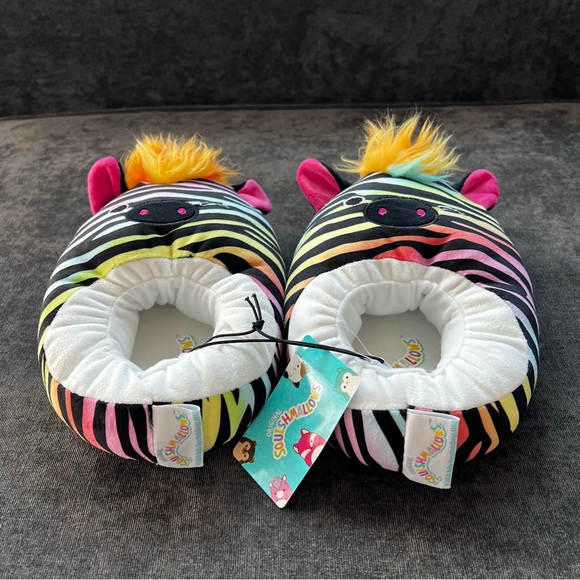 NWT Squishmallows Girls Plush Full-Body Step-In Slipper Size 2/3 - Picture 2 of 8